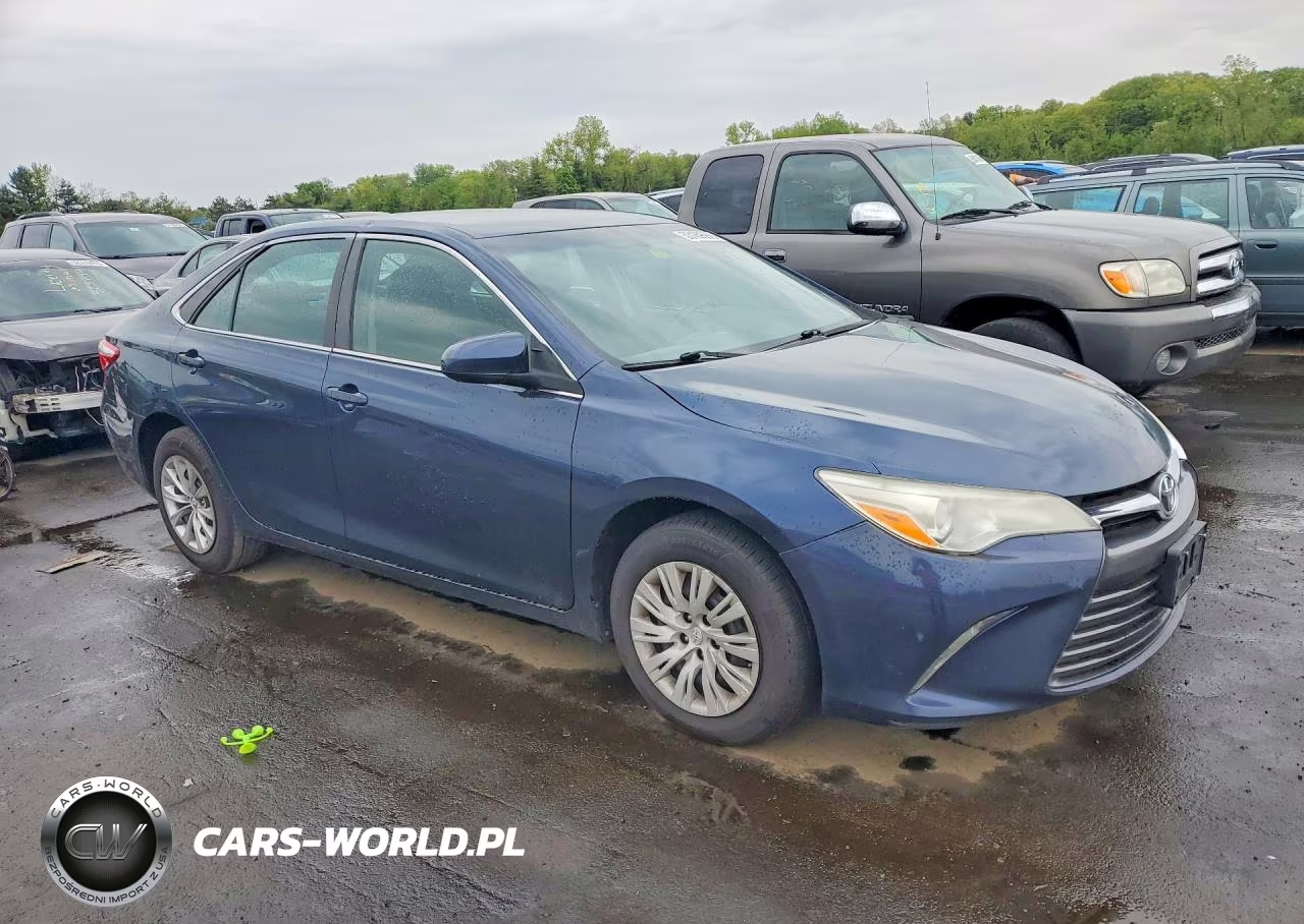 2015 Toyota Camry VIN:4T4BF1FKXFR465250 - 4