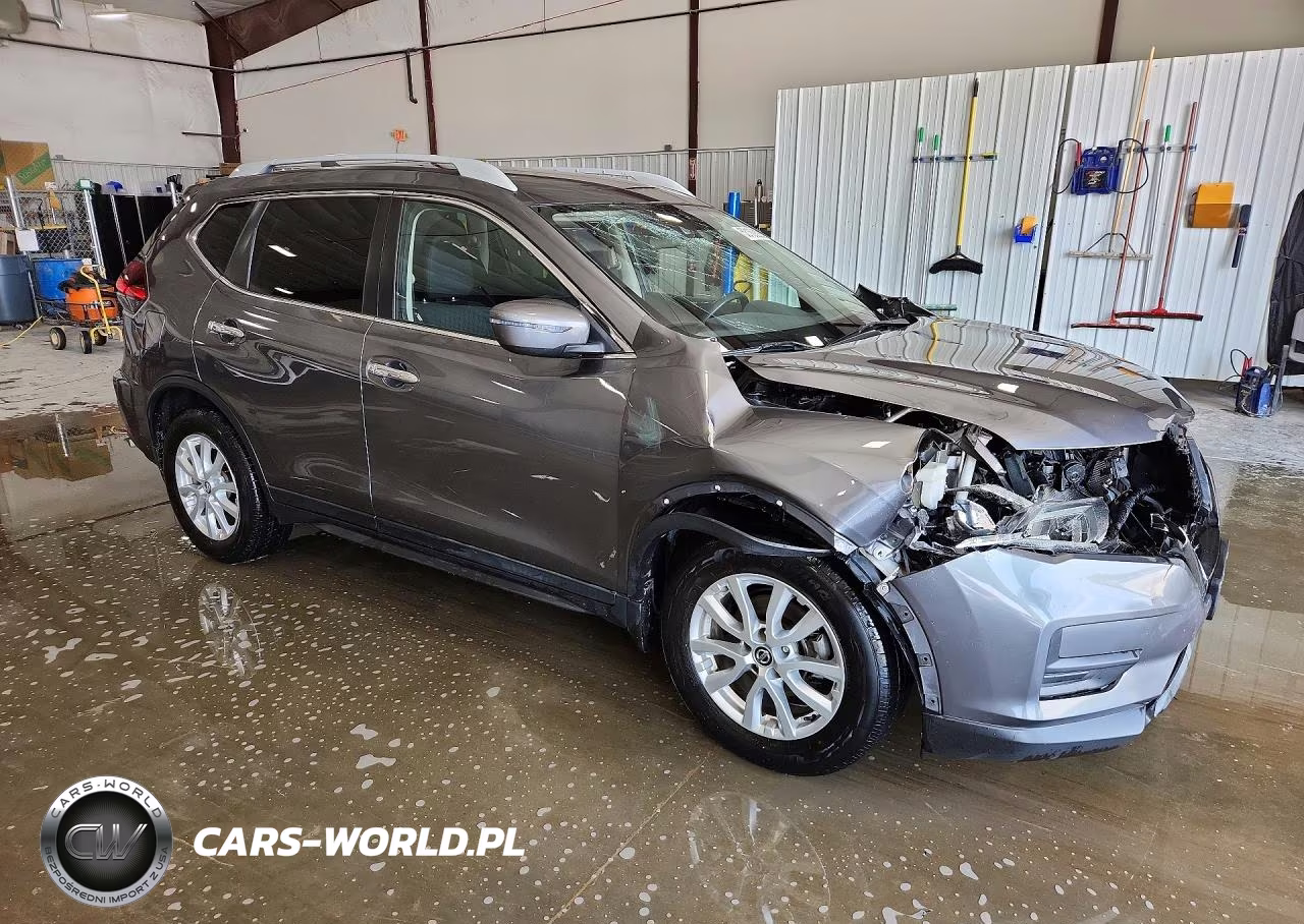 2019 Nissan Rogue S VIN:5N1AT2MT8KC755616 - 4