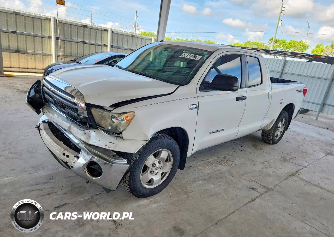 2011 Toyota Tundra Double Cab Sr5 – zdjęcie 1 z 12