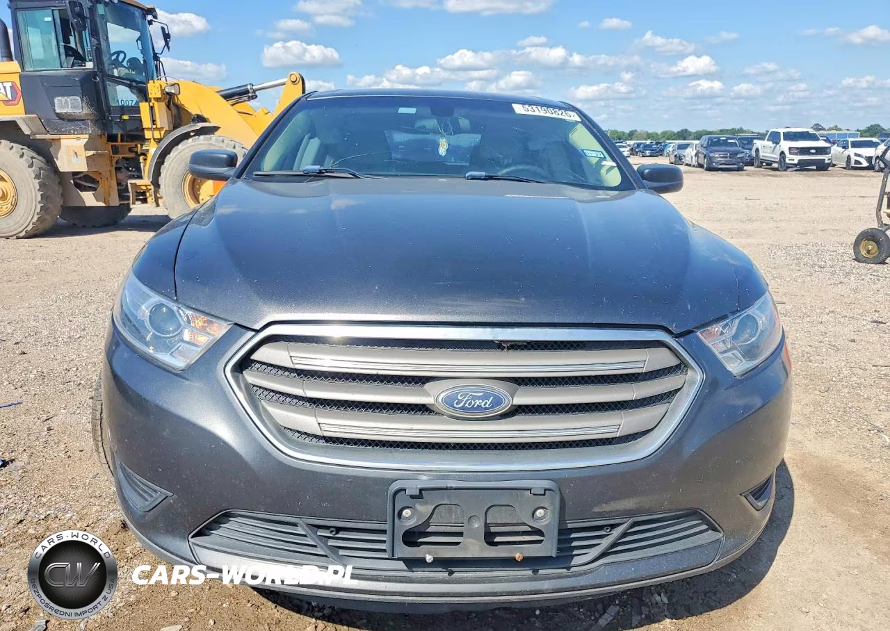 2018 Ford Taurus Se VIN:1FAHP2D88JG133324 - 5