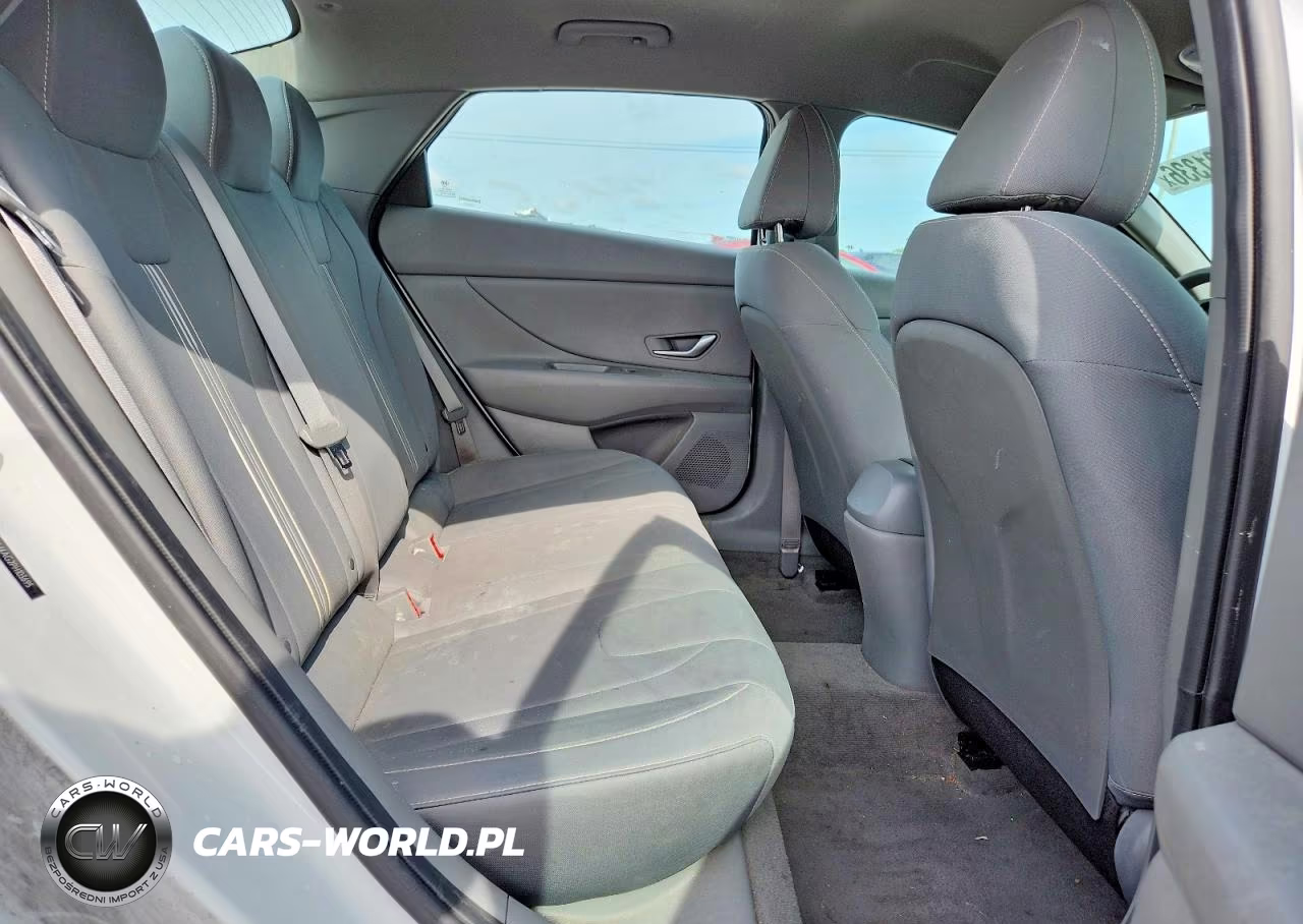 2023 Hyundai Elantra Sel VIN:5NPLM4AG2PH103695 - 10