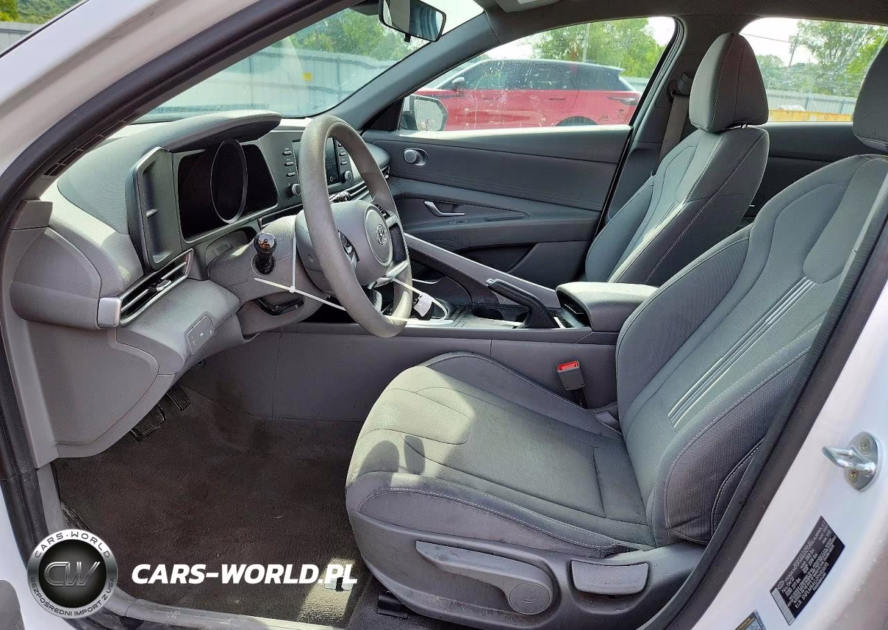 2023 Hyundai Elantra Sel VIN:5NPLM4AG2PH103695 - 7