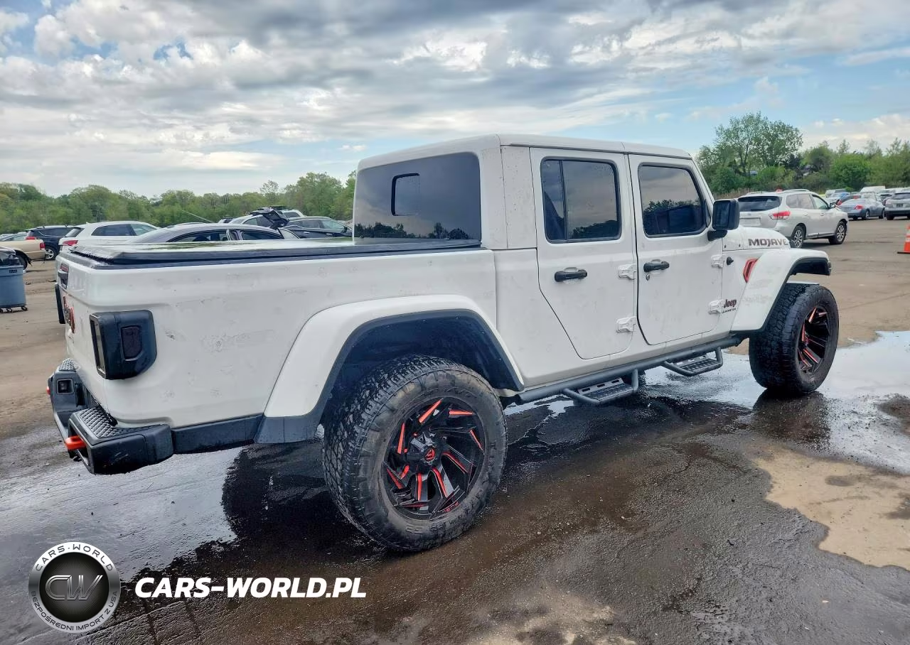 2021 Jeep Gladiator Mojave VIN:1C6JJTEG3ML583684 - 3