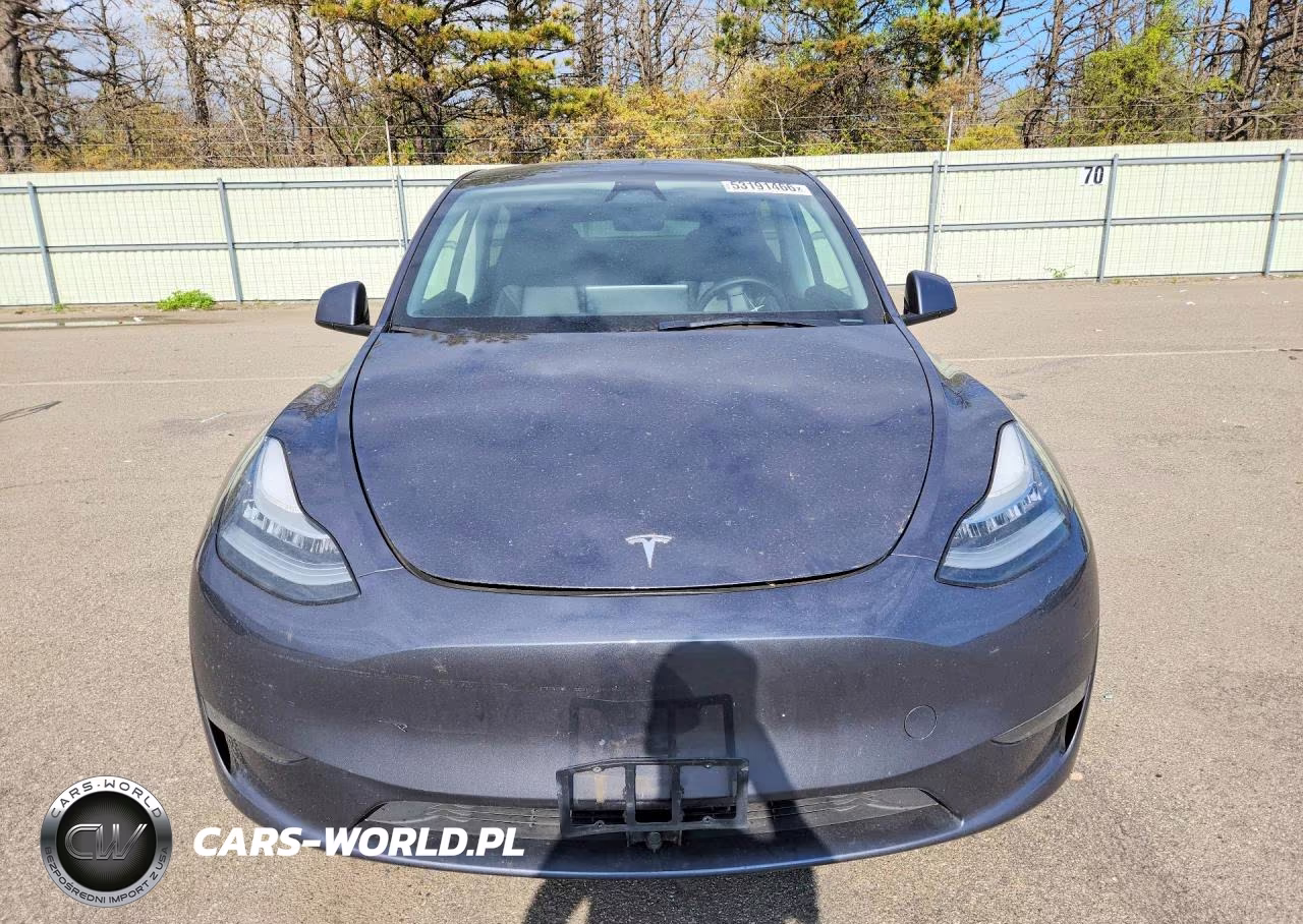 2023 Tesla Model Y VIN:7SAYGDEE9PA155622 - 5