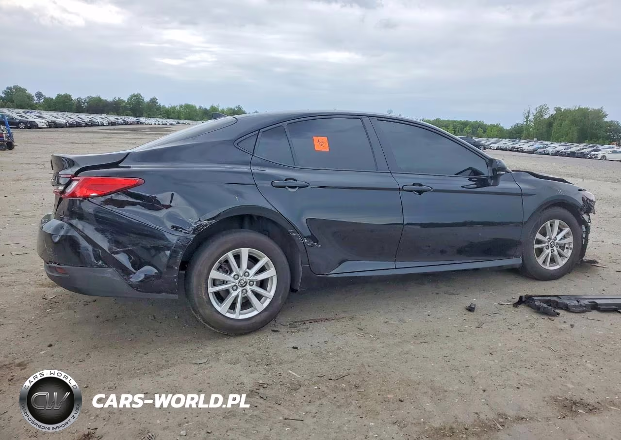 2025 Toyota Camry Le VIN:4T1DAACK3SU639224 - 3
