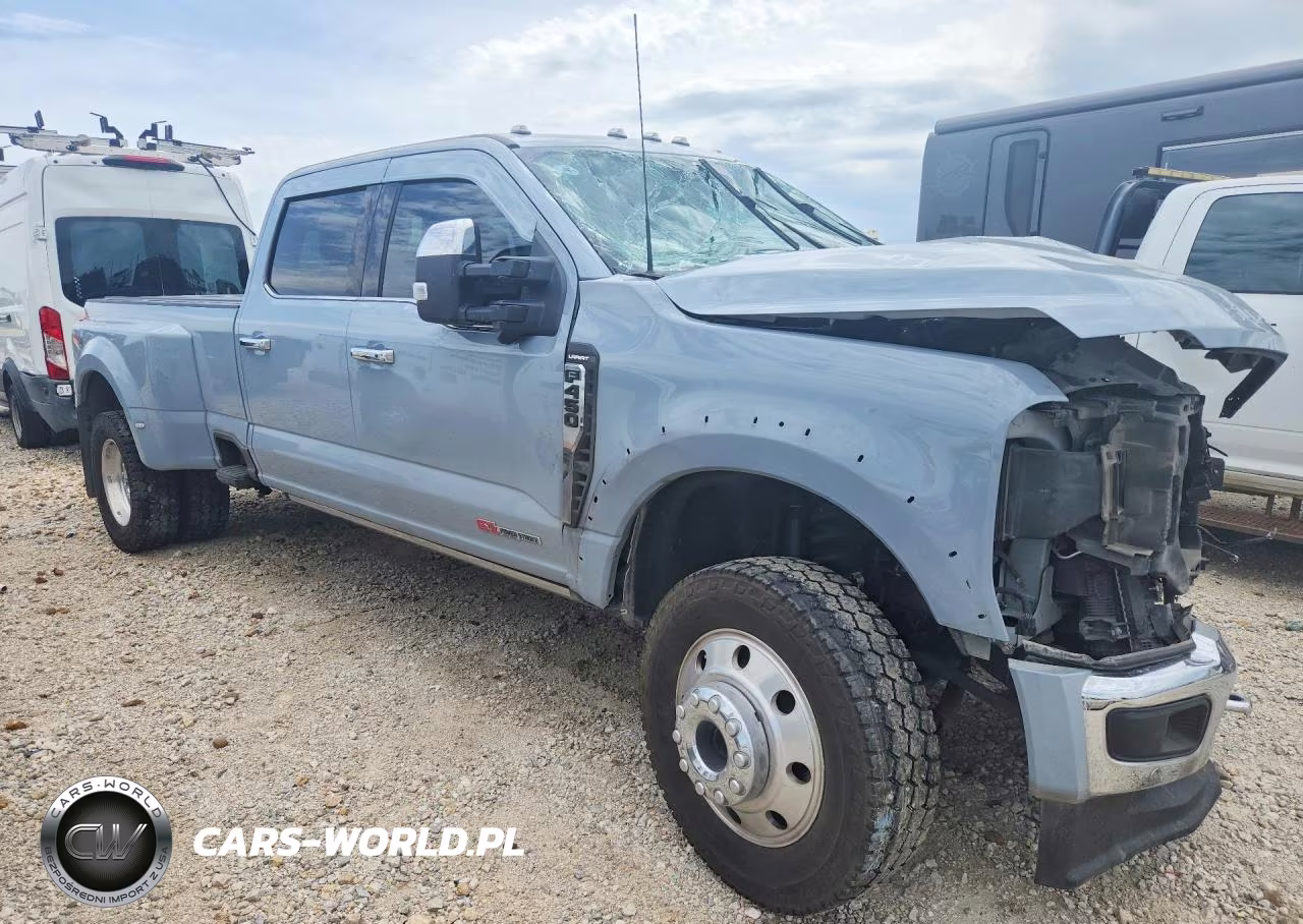 2024 Ford F450 Super Duty VIN:1FT8W4DM3RED83504 - 4