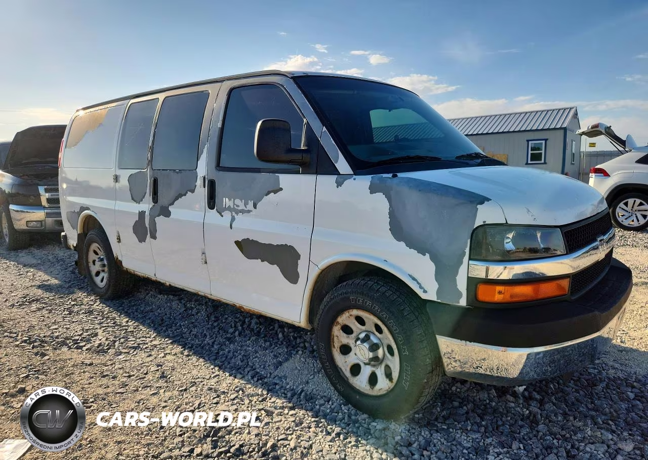 2010 Chev Express G1500 VIN:1GCUGADX3A1140212 - 4