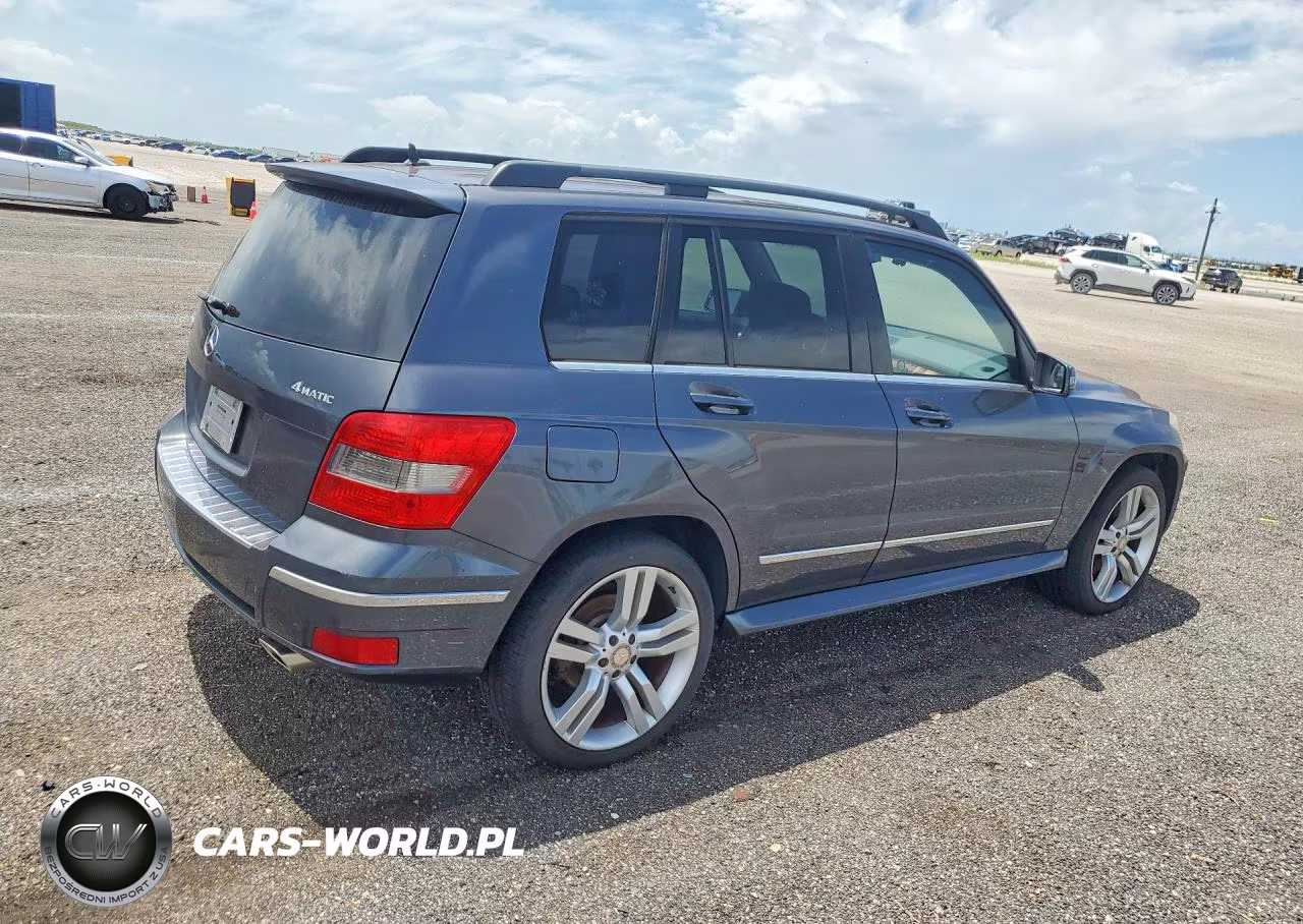 2010 Mercedes-Benz Glk VIN:WDCGG8HB5AF335245 - 3