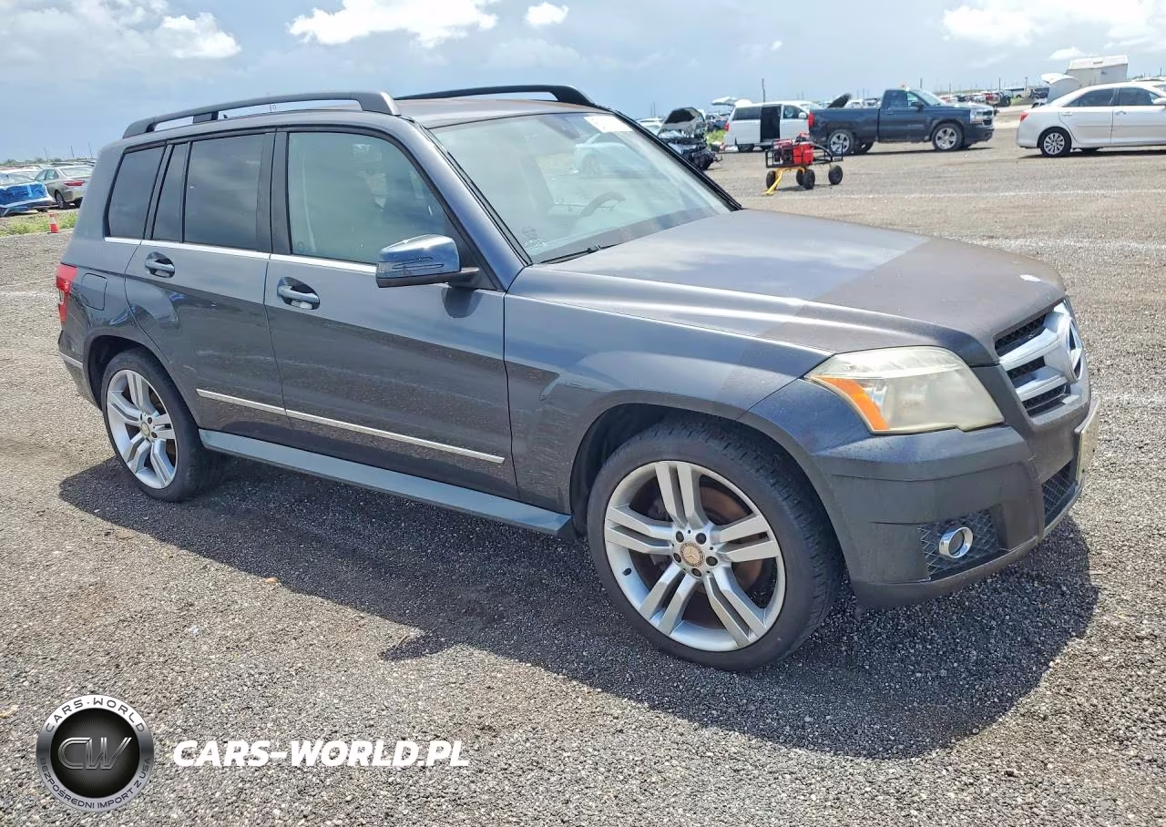 2010 Mercedes-Benz Glk VIN:WDCGG8HB5AF335245 - 4