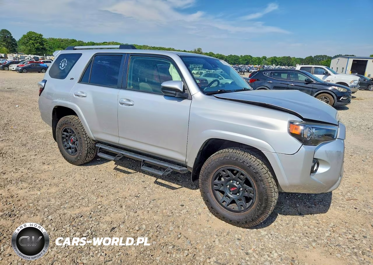 2020 Toyota 4 Runner VIN:JTEBU5JR7L5762719 - 4