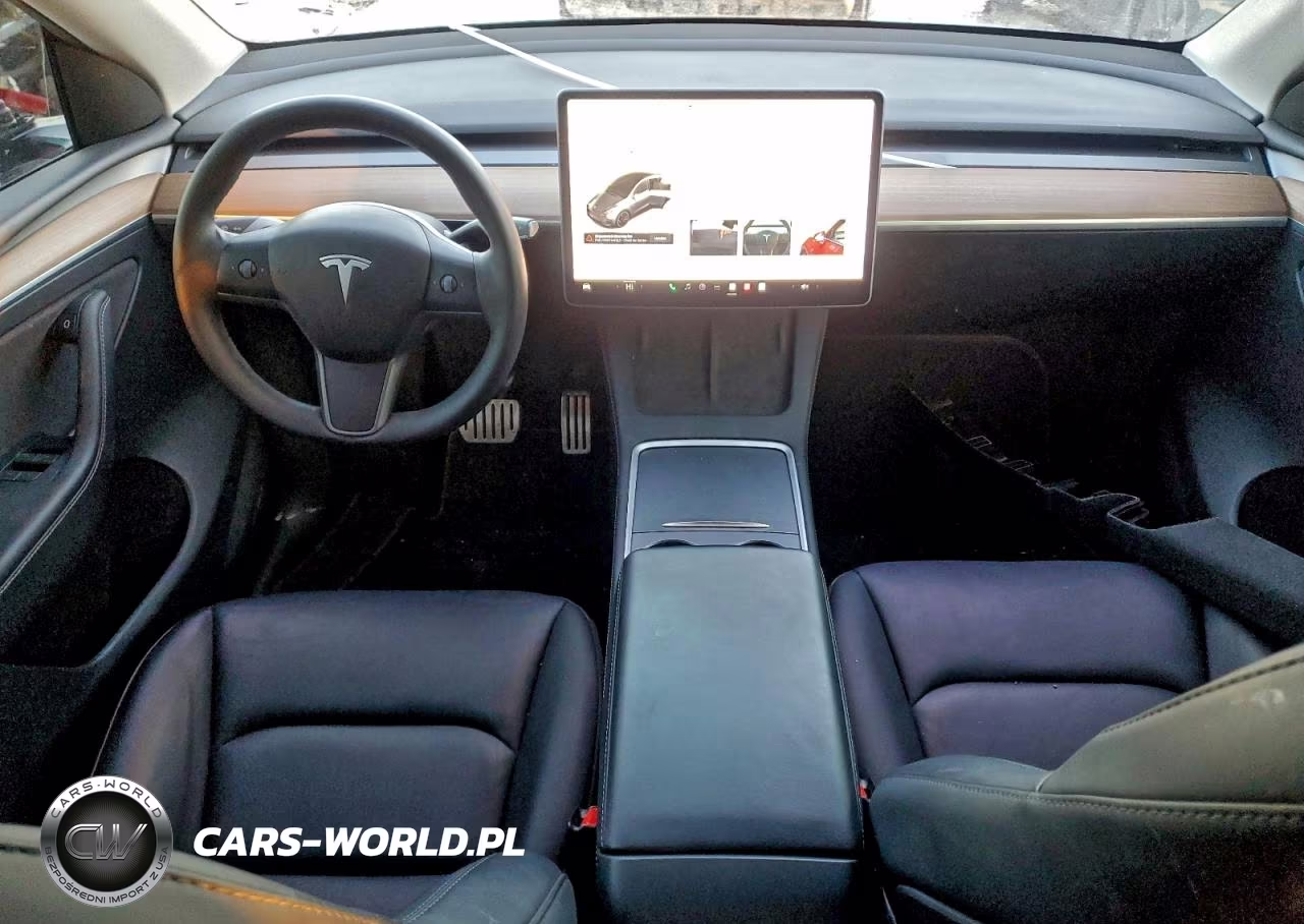 2023 Tesla Model Y VIN:7SAYGDEF0PF936864 - 8