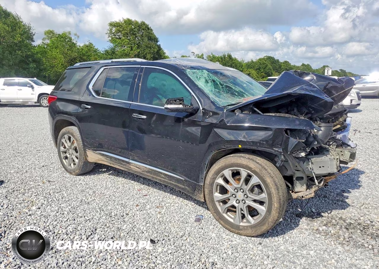 2018 Chevrolet Traverse Premier VIN:1GNERKKW7JJ254266 - 4