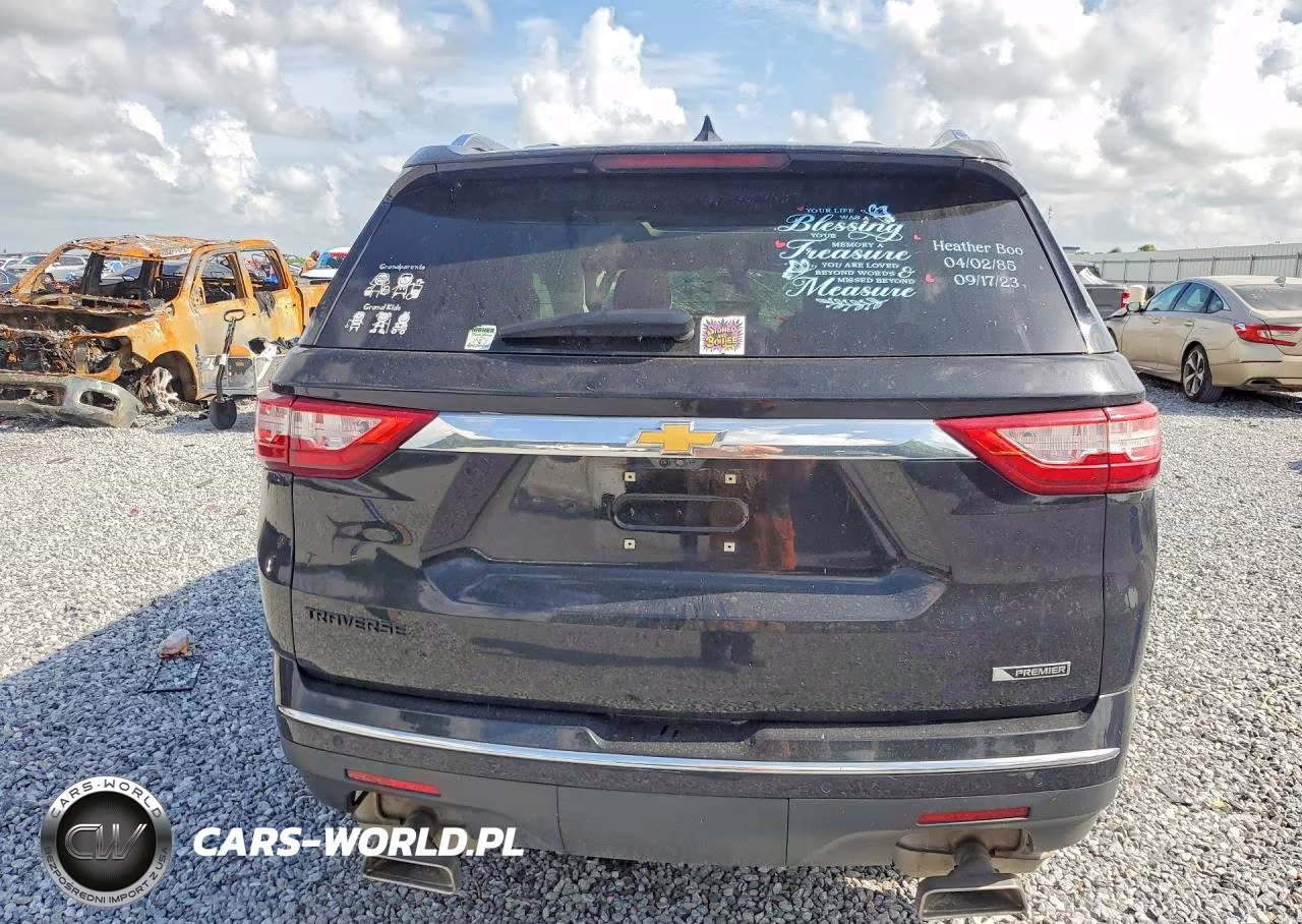 2018 Chevrolet Traverse Premier VIN:1GNERKKW7JJ254266 - 6