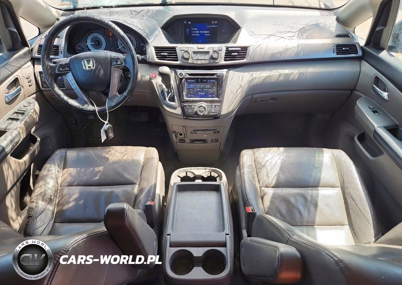 2015 Honda Odyssey Touring VIN:5FNRL5H96FB079845 - 8