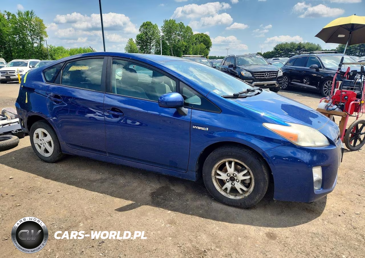 2010 Toyota Prius Ii VIN:JTDKN3DU7A0135888 - 4