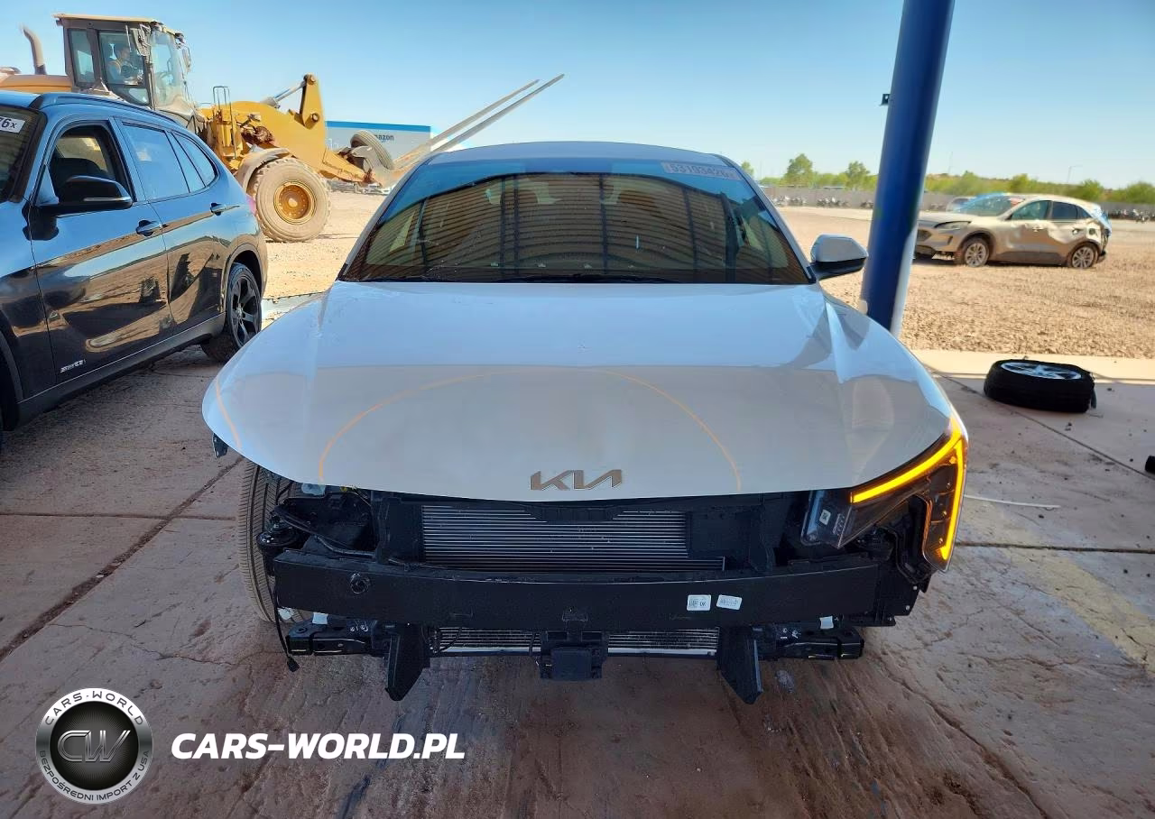 2025 Kia K4 Lxs VIN:3KPFT4DE8SE161124 - 5
