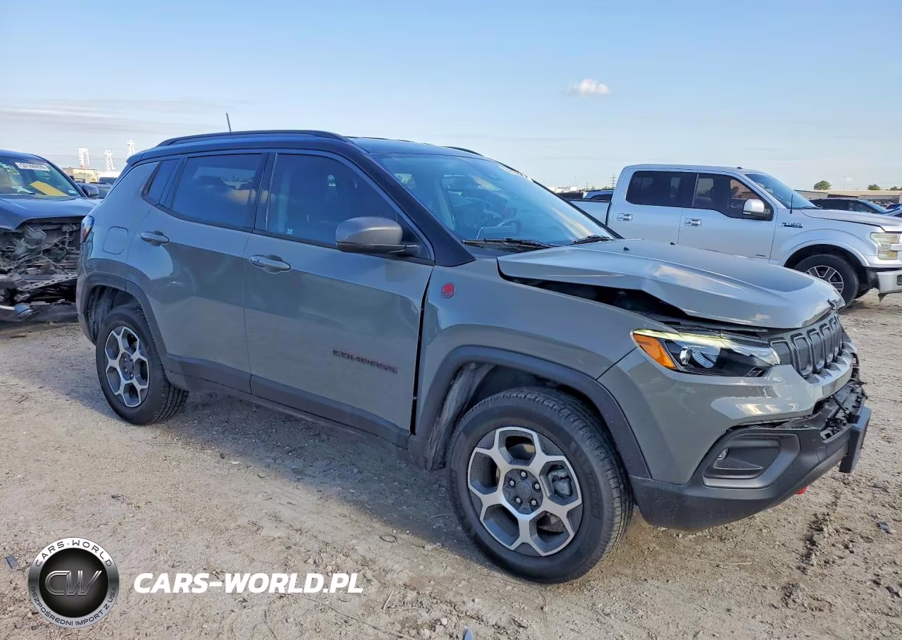 2022 Jeep Compass Trailhawk VIN:3C4NJDDBXNT101949 - 4