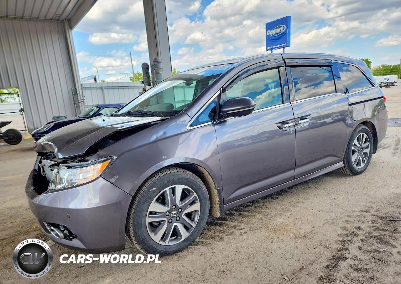 2015 Honda Odyssey Touring – zdjęcie 1 z 13