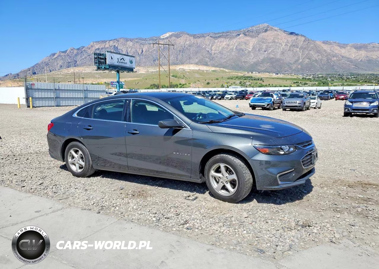 2017 Chevrolet Malibu Ls VIN:1G1ZB5ST6HF288906 - 4