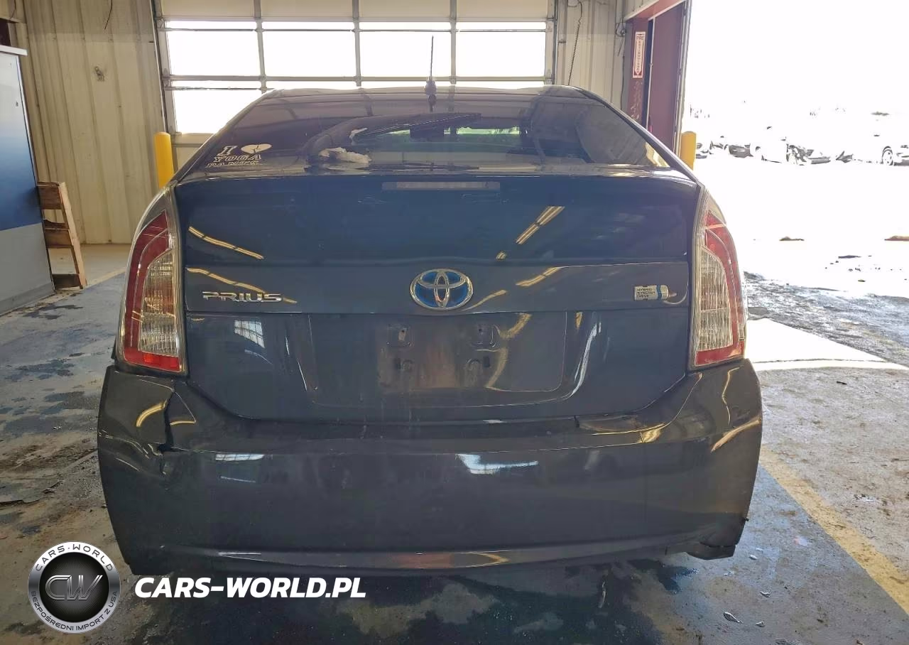 2015 Toyota Prius Two VIN:JTDKN3DU0F0419676 - 6
