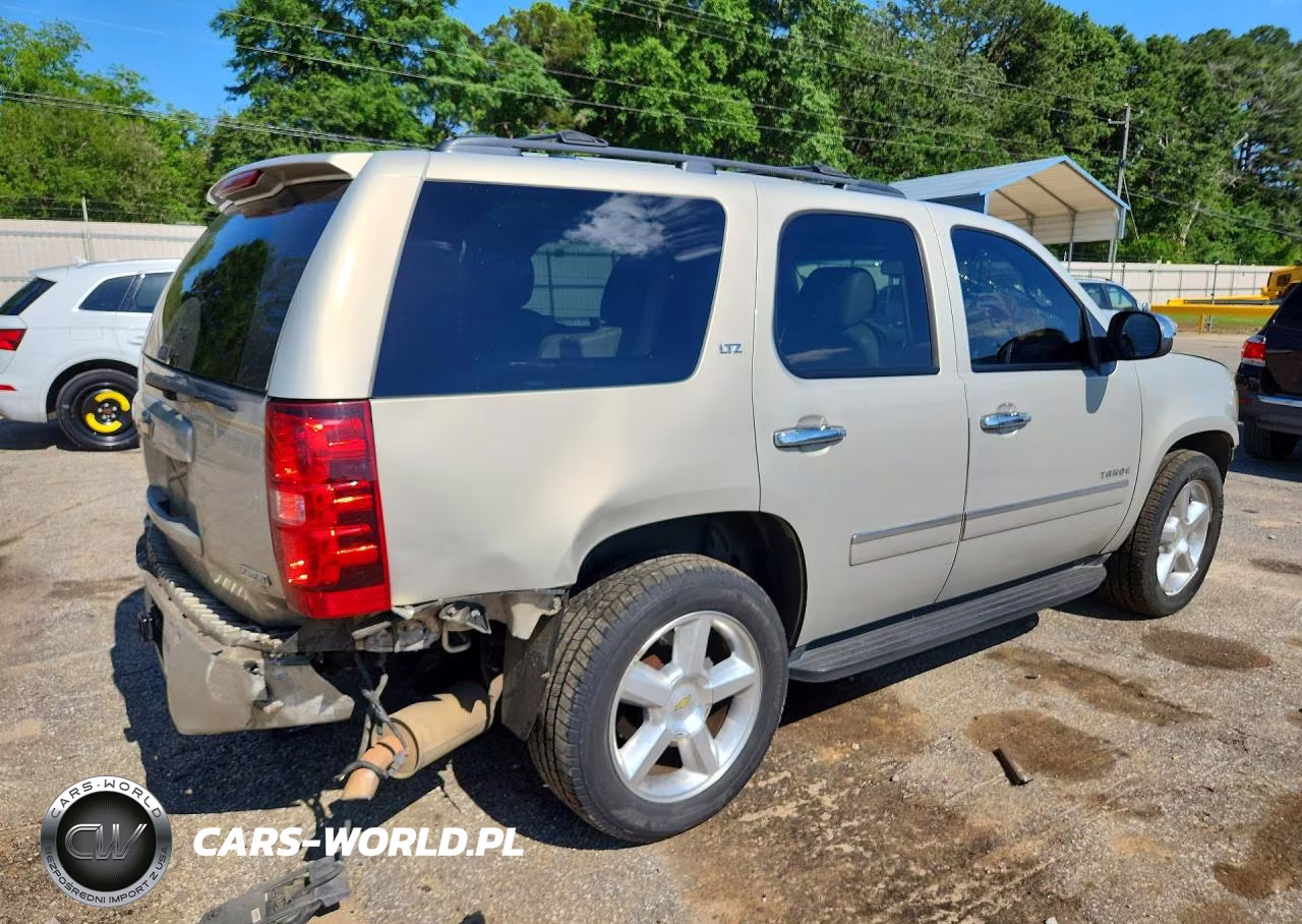 2011 Chevrolet Tahoe C1500 Ltz VIN:1GNSCCE03BR118429 - 3