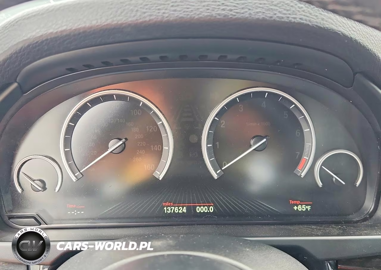 2015 BMW X5 xDrive35I VIN:5UXKR0C59F0K61527 - 9