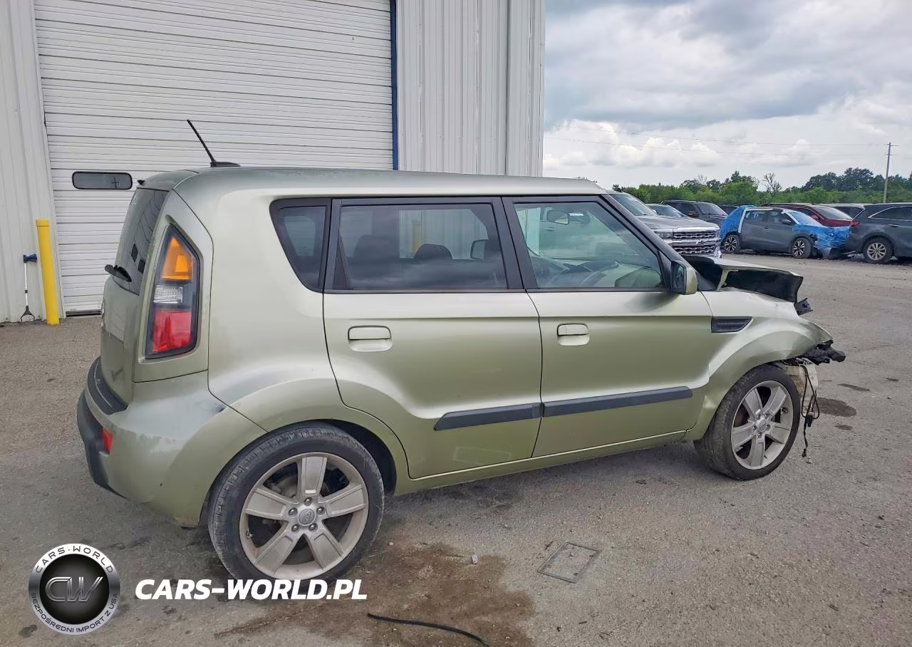 2010 Kia Soul + VIN:KNDJT2A20A7099757 - 3