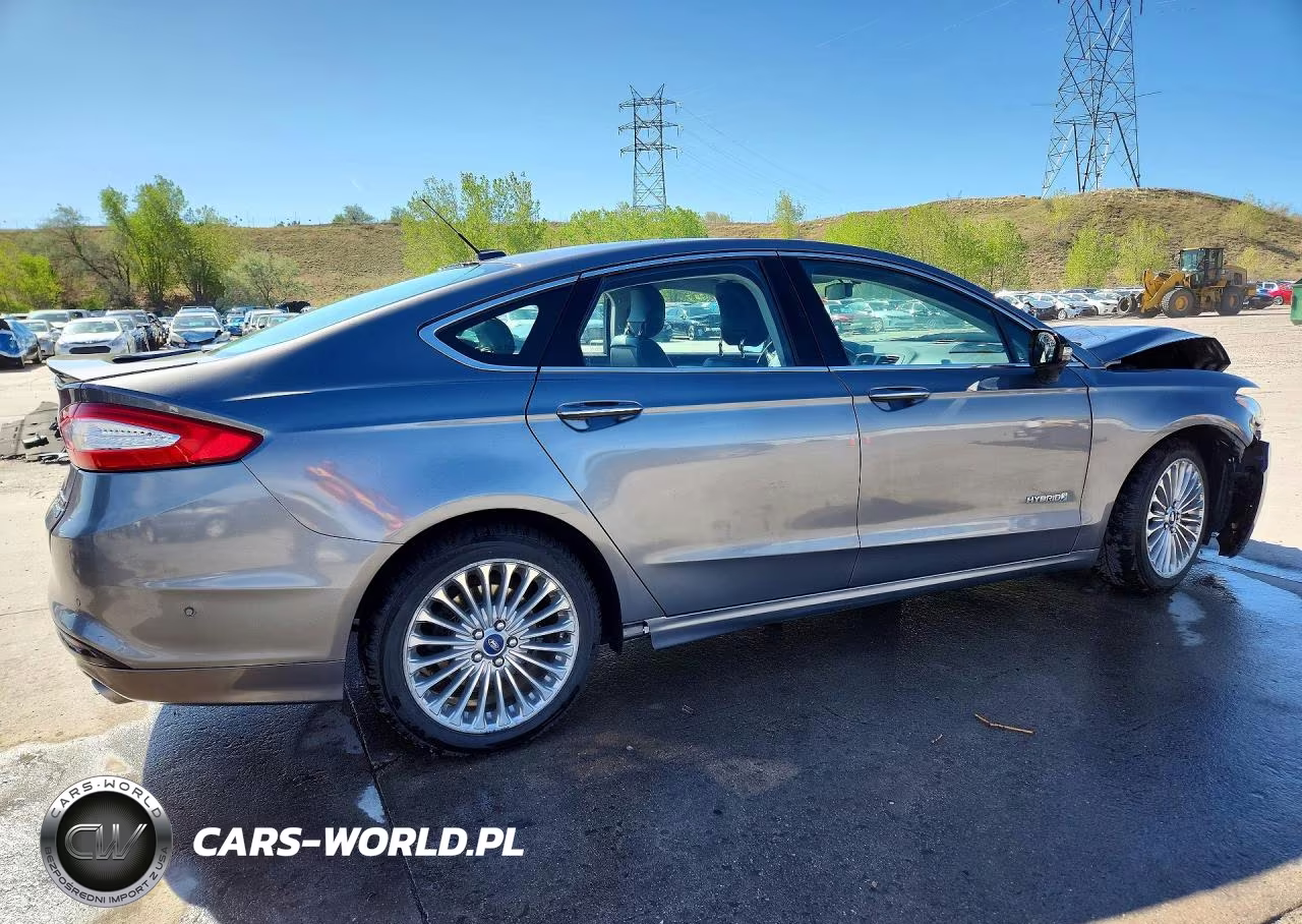 2014 Ford Fusion Titanium Hev VIN:3FA6P0RU0ER219582 - 3