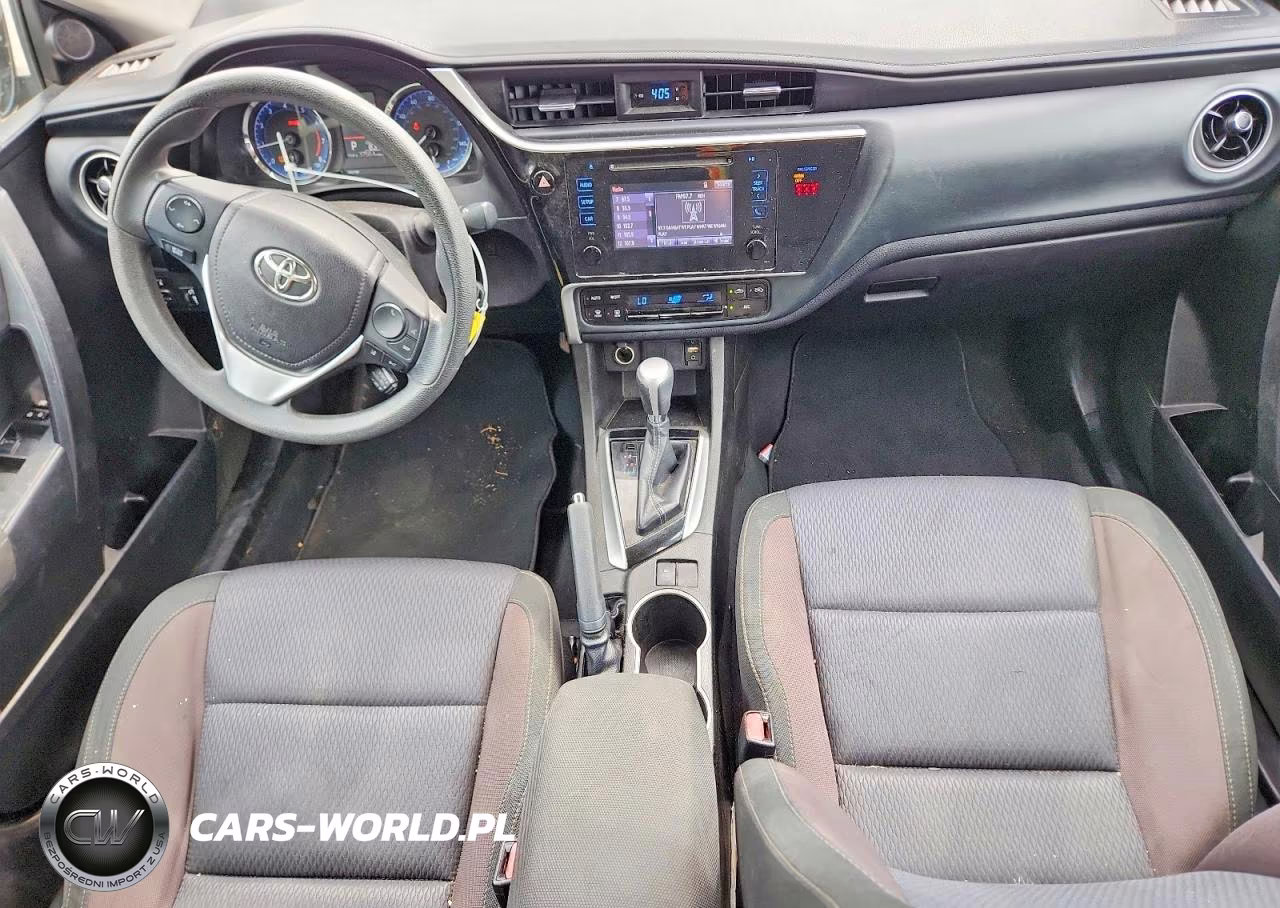 2018 Toyota Corolla Le VIN:5YFBURHE4JP814760 - 8