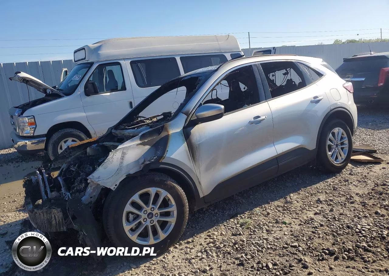 2020 Ford Escape Se