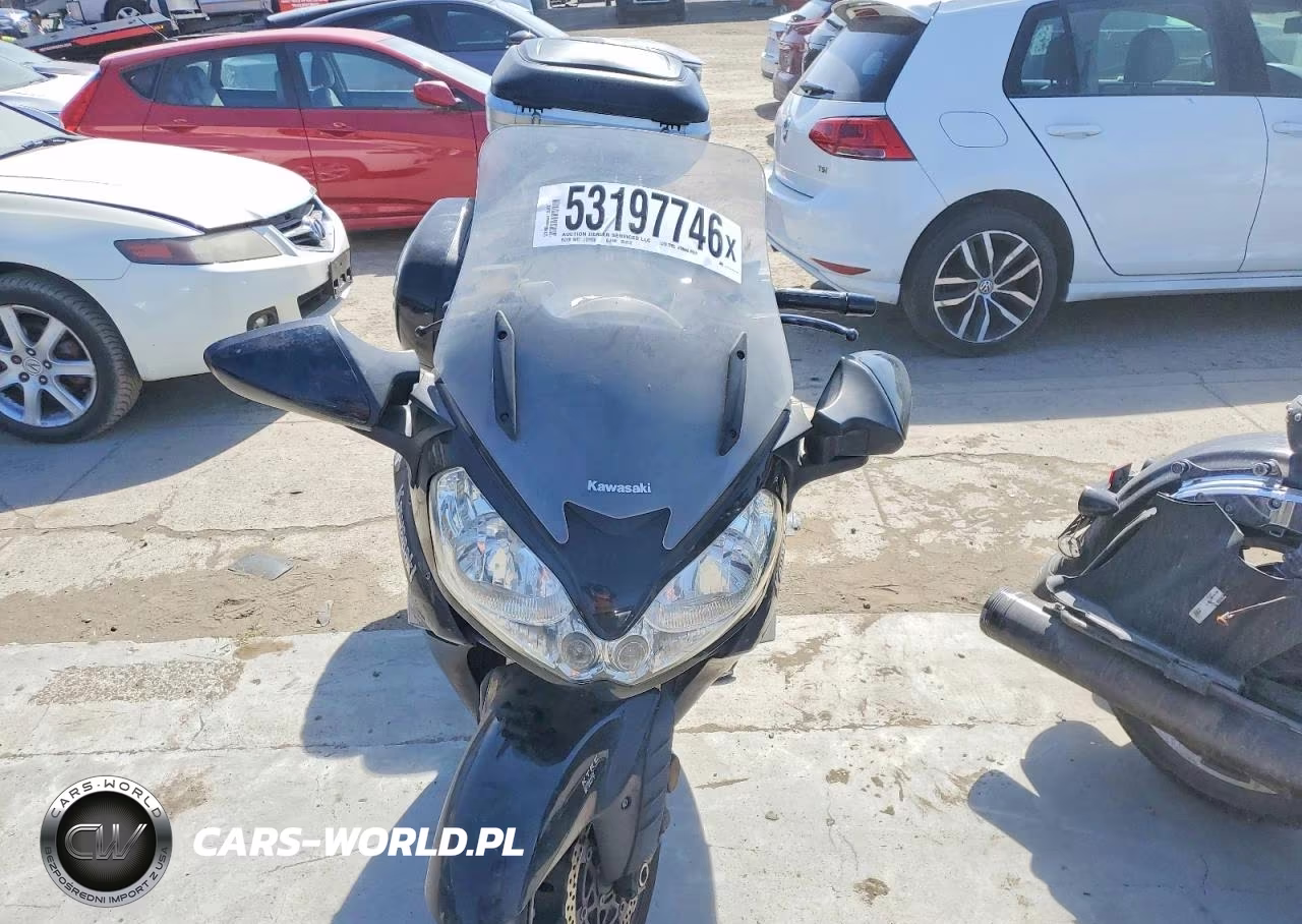 2012 Kawasaki Concours 14 VIN:JKBZGNC10CA016353 - 5
