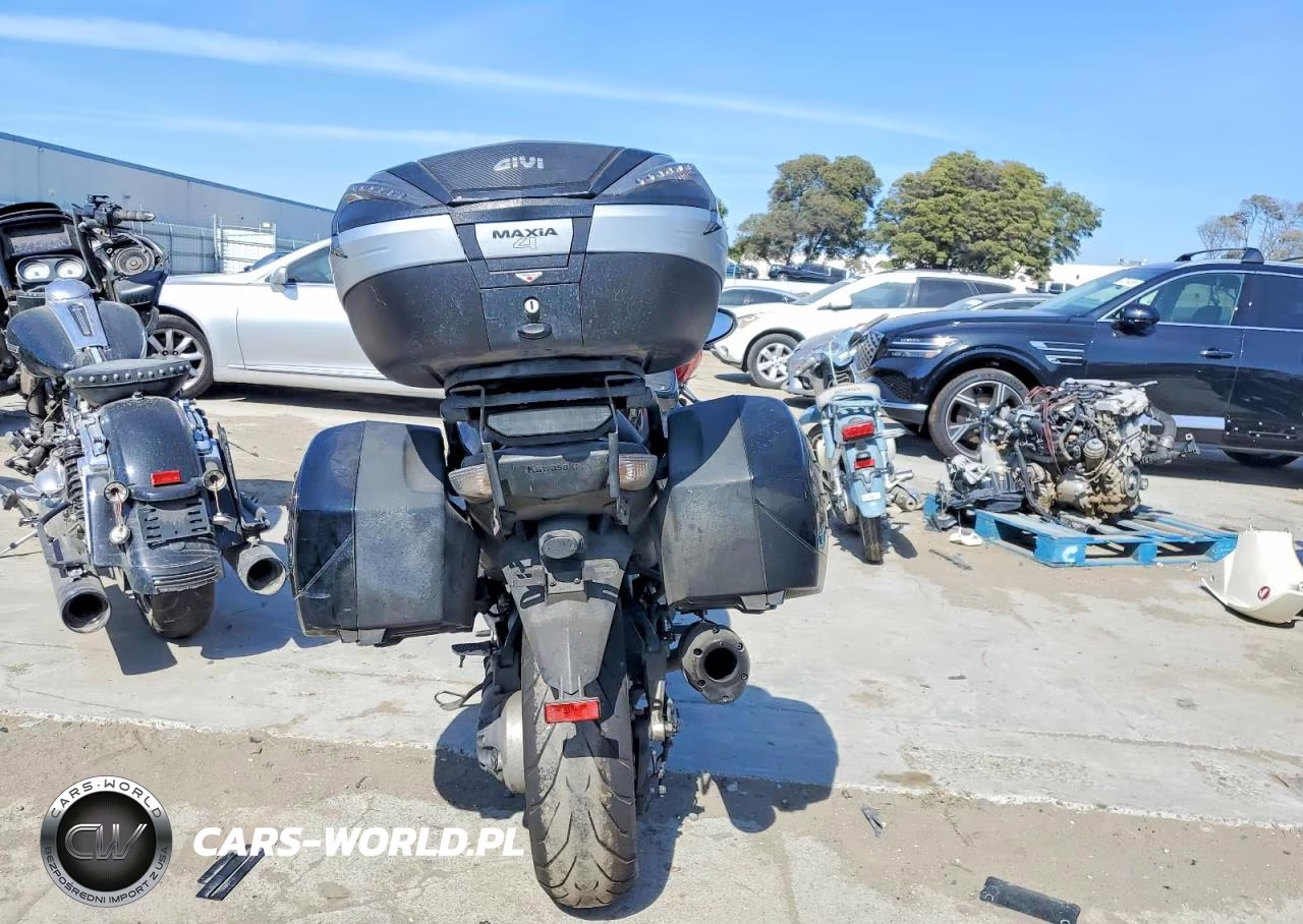 2012 Kawasaki Concours 14 VIN:JKBZGNC10CA016353 - 6