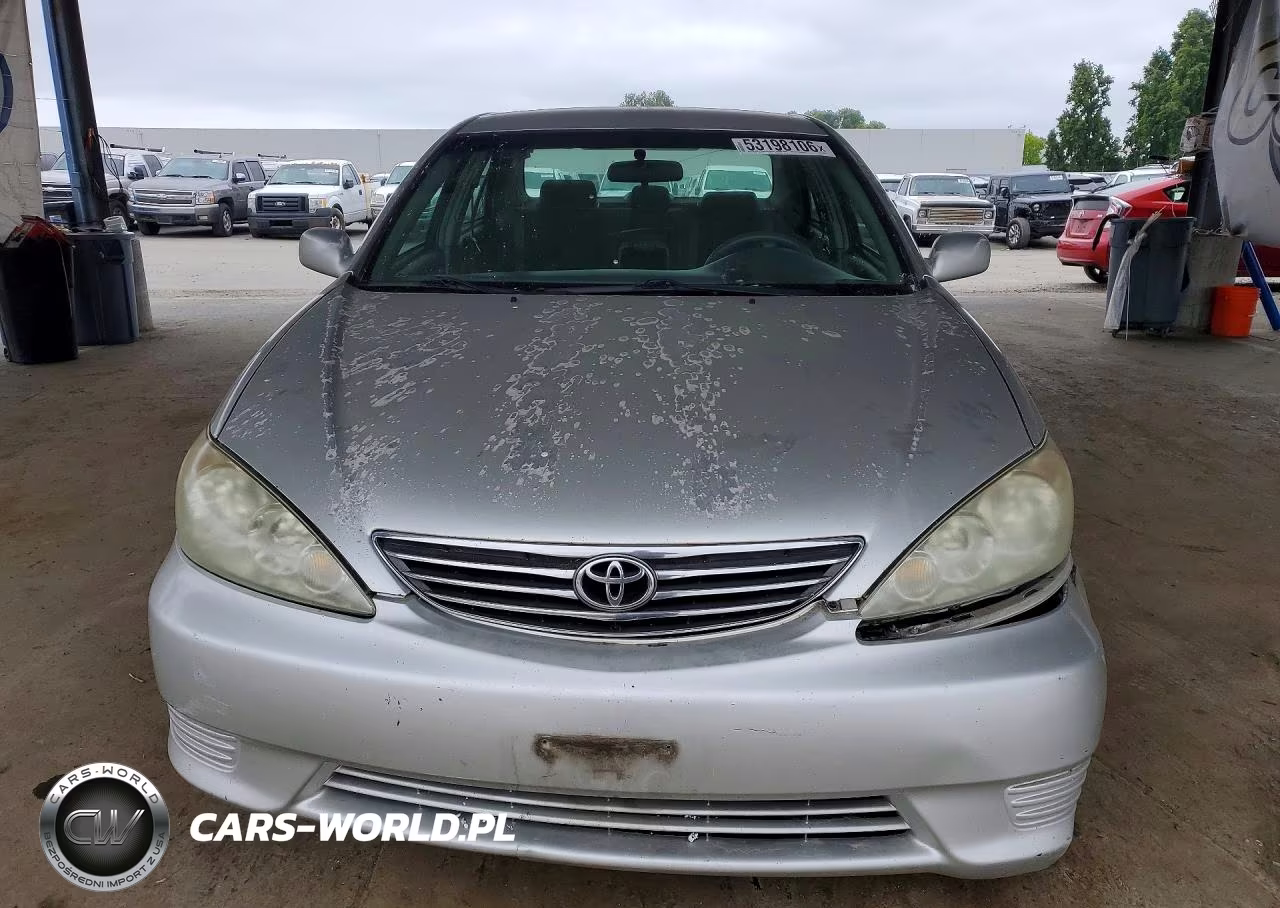 2005 Toyota Camry Le VIN:4T1BE30K85U961082 - 5