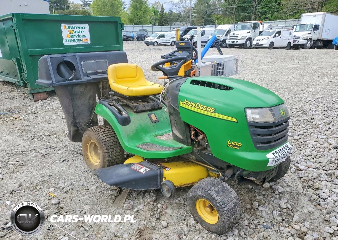 2010 John Deere L100 Lawn Mower