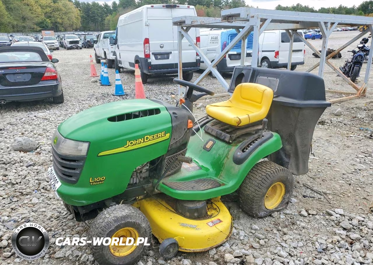 2010 John Deere L100 Lawn Mower VIN:31F7070112E1 - 2