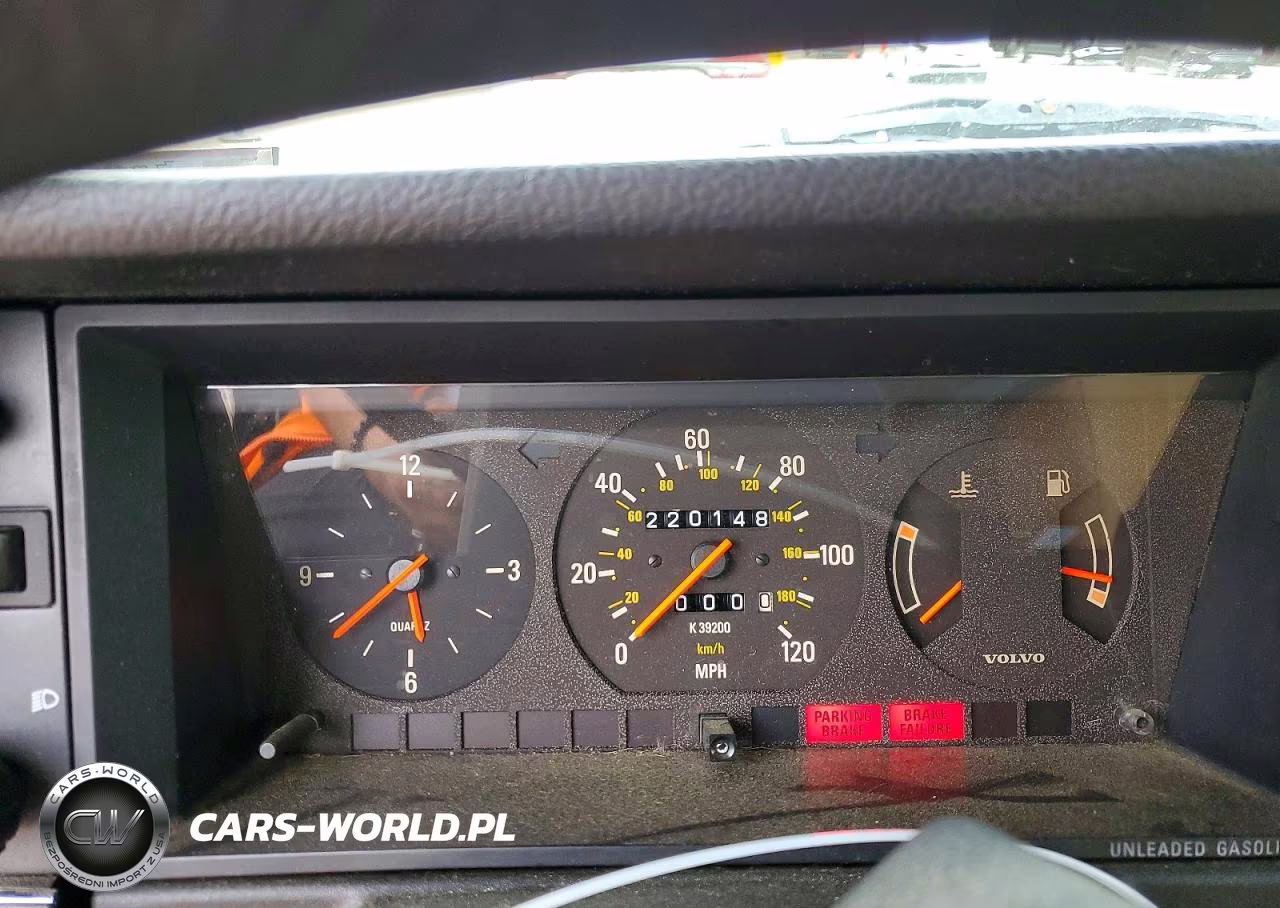 1993 Volvo 240 VIN:YV1AW8804P1951497 - 9
