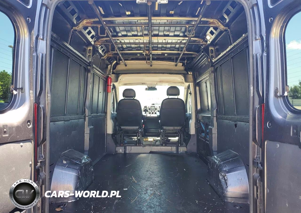 2016 Ram Promaster 1500 Delivery Van VIN:3C6TRVBG2GE119445 - 10