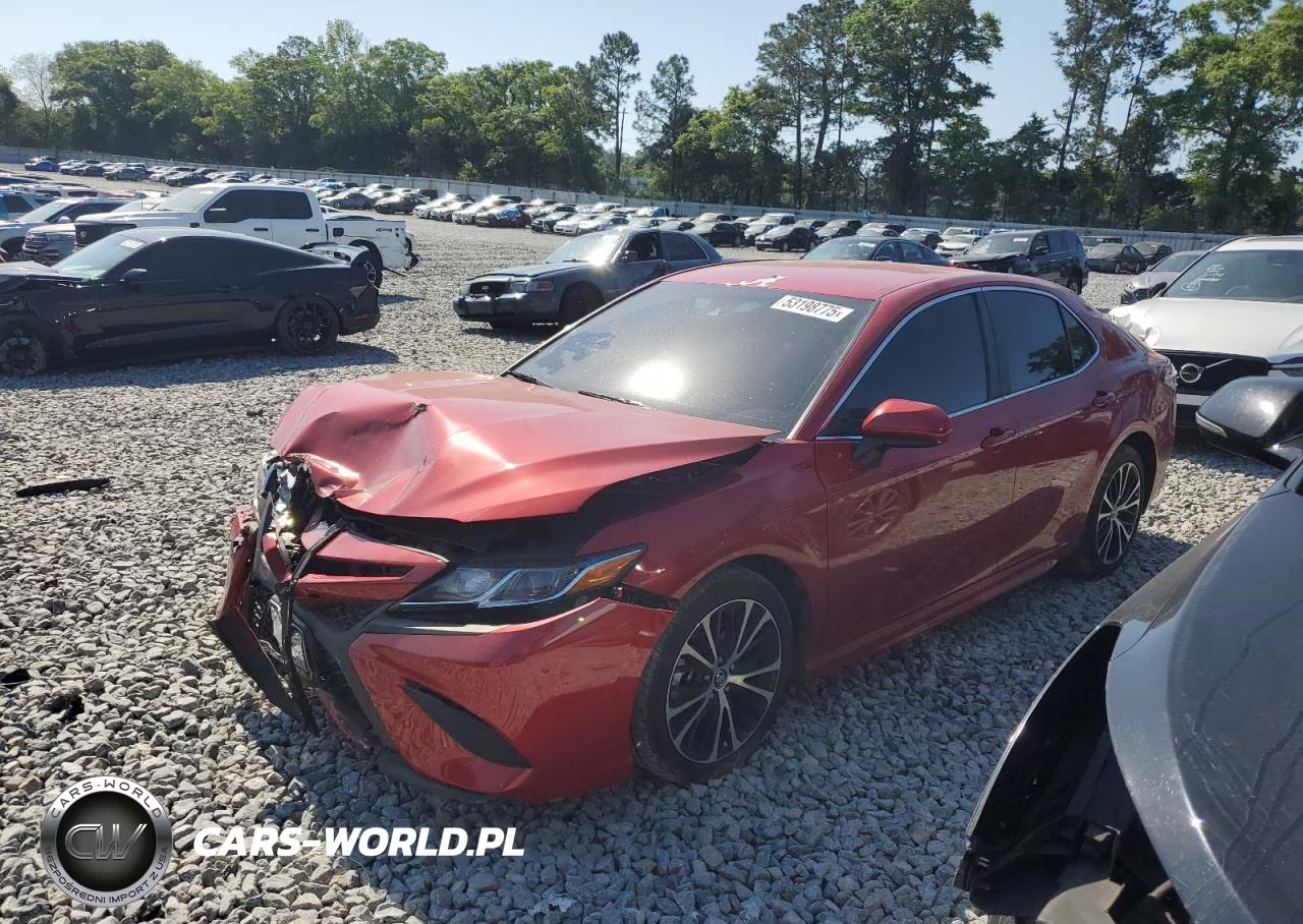 2020 Toyota Camry Se