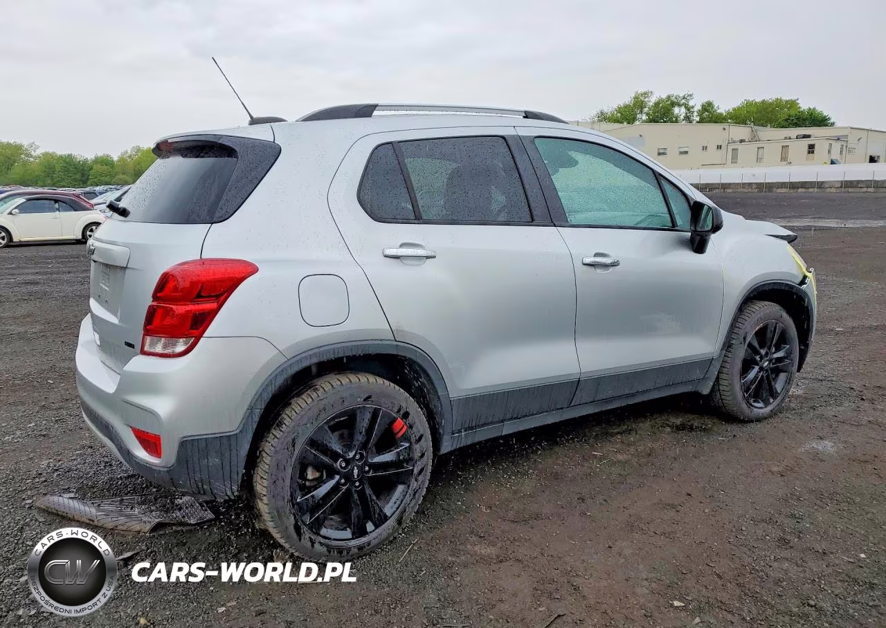 2019 Chevrolet Trax 1Lt VIN:3GNCJPSB8KL336056 - 3