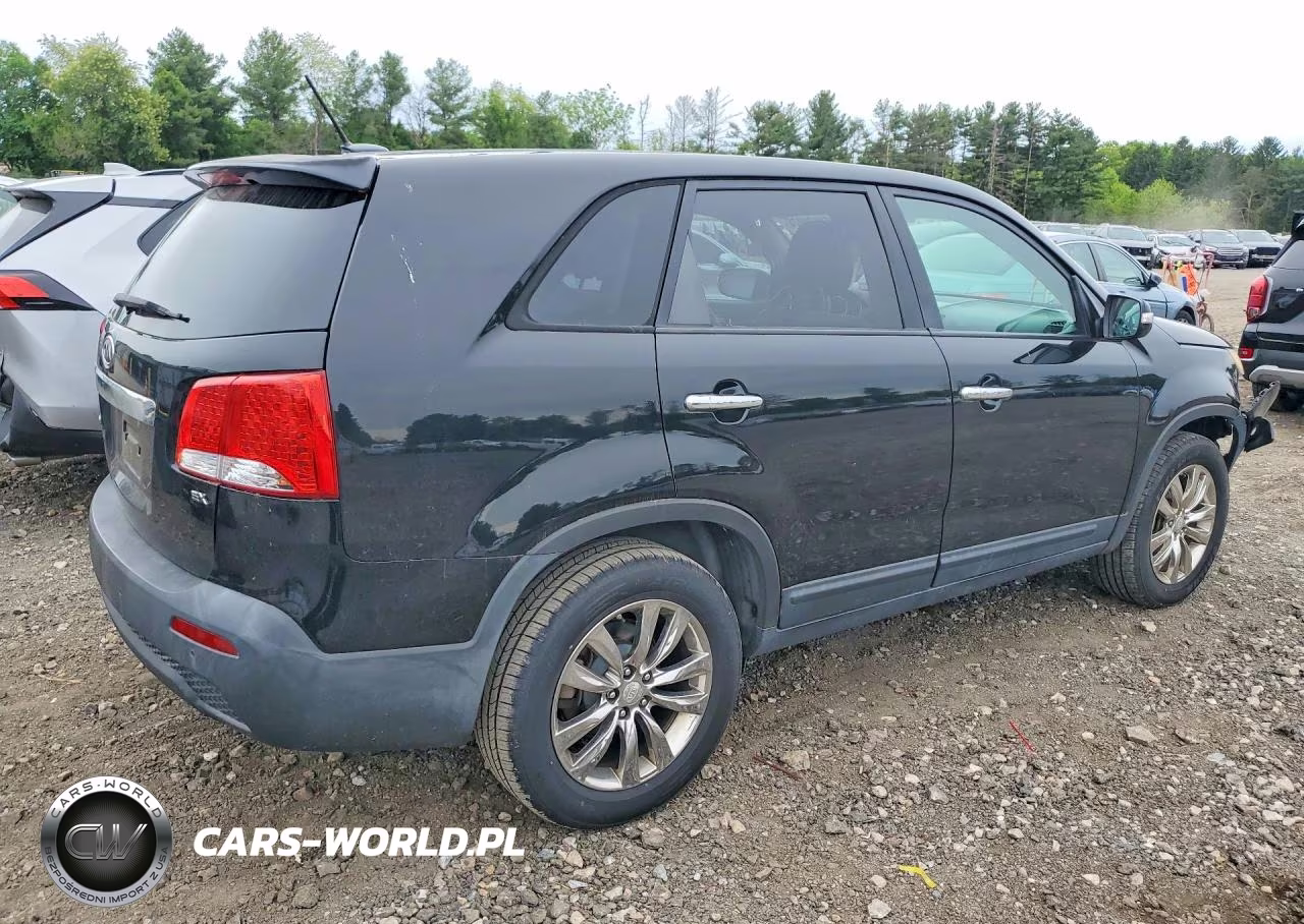2011 Kia Sorento Ex VIN:5XYKU4A11BG015115 - 3