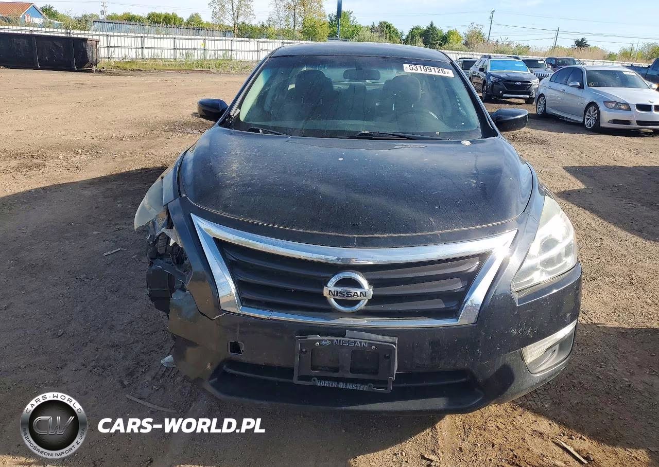 2015 Nissan Altima 2.5 S VIN:1N4AL3AP2FN381831 - 5