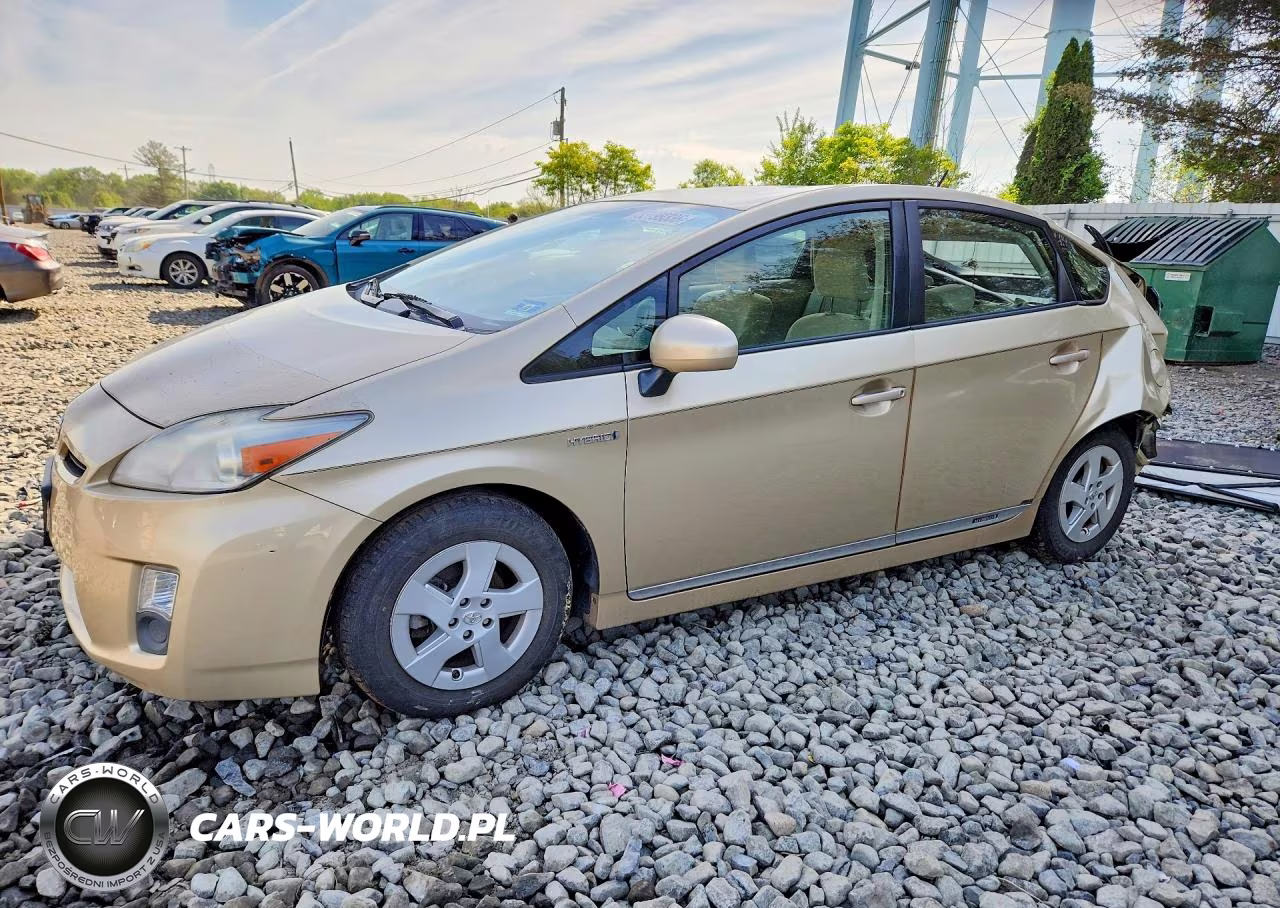 2011 Toyota Prius Two