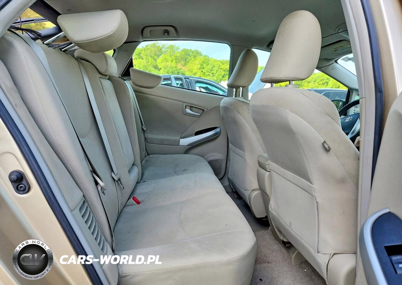 2011 Toyota Prius Two VIN:JTDKN3DU6B1452217 - 10
