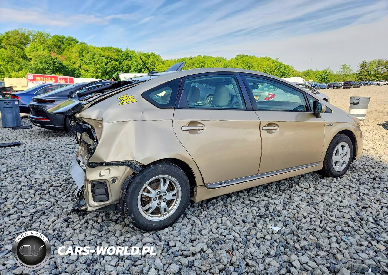 2011 Toyota Prius Two VIN:JTDKN3DU6B1452217 - 3