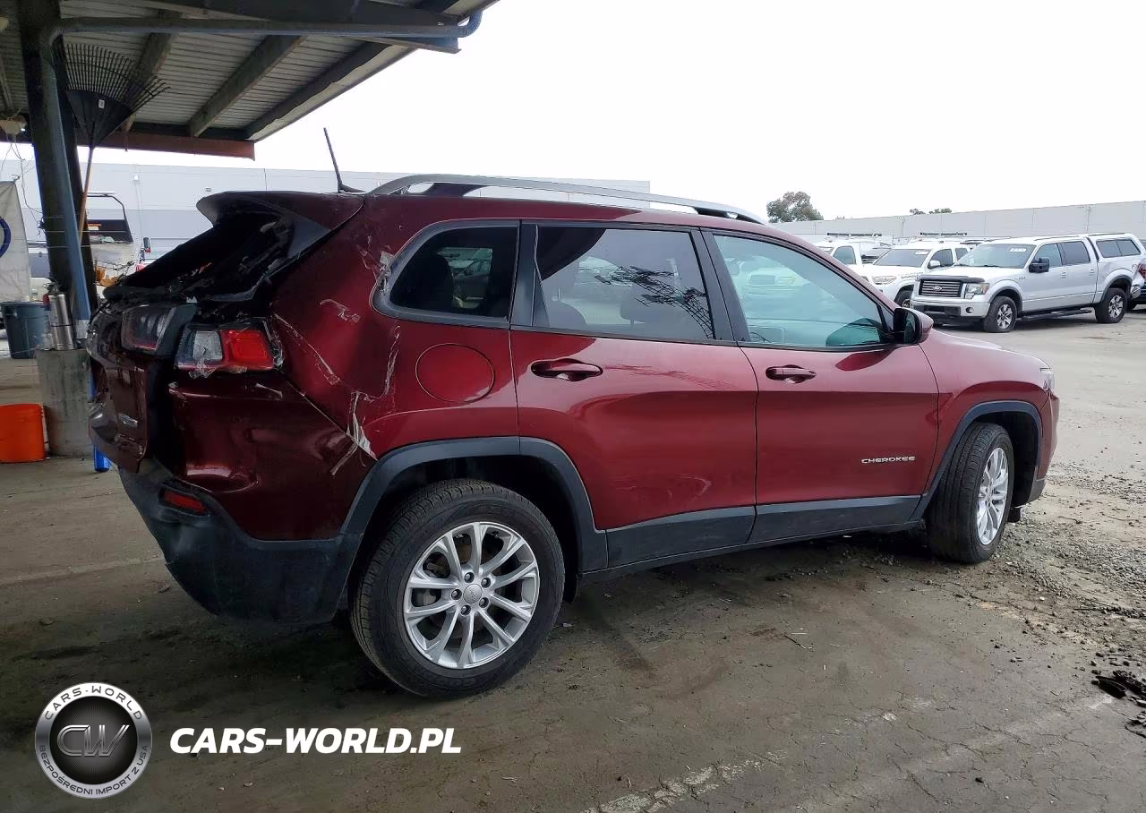 2020 Jeep Cherokee Latitude VIN:1C4PJLCB7LD536371 - 3