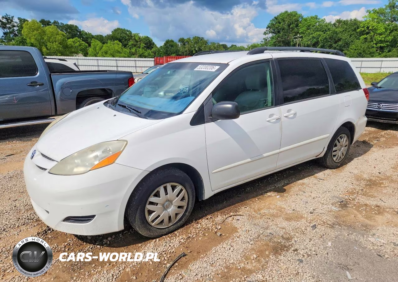 2008 Toyota Sienna Le 8-Passenger