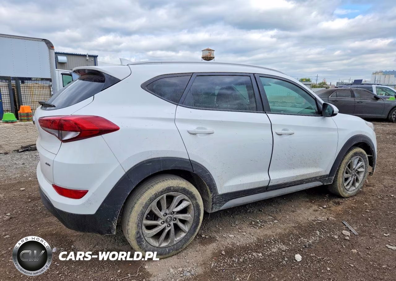 2018 Hyundai Tucson Sel VIN:KM8J3CA44JU721250 - 3