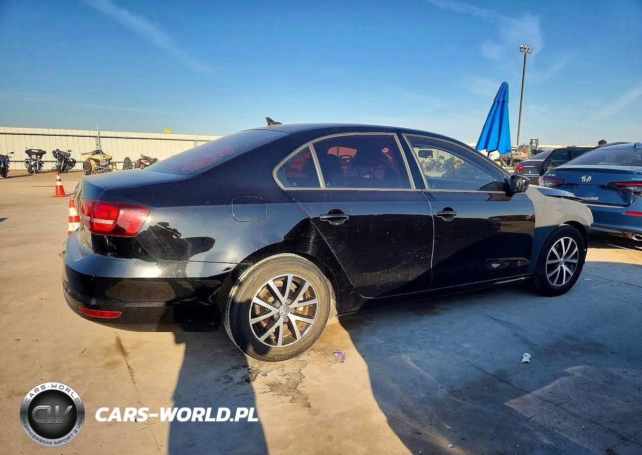 2016 Volkswagen Jetta Se VIN:3VWD67AJ2GM403711 - 3