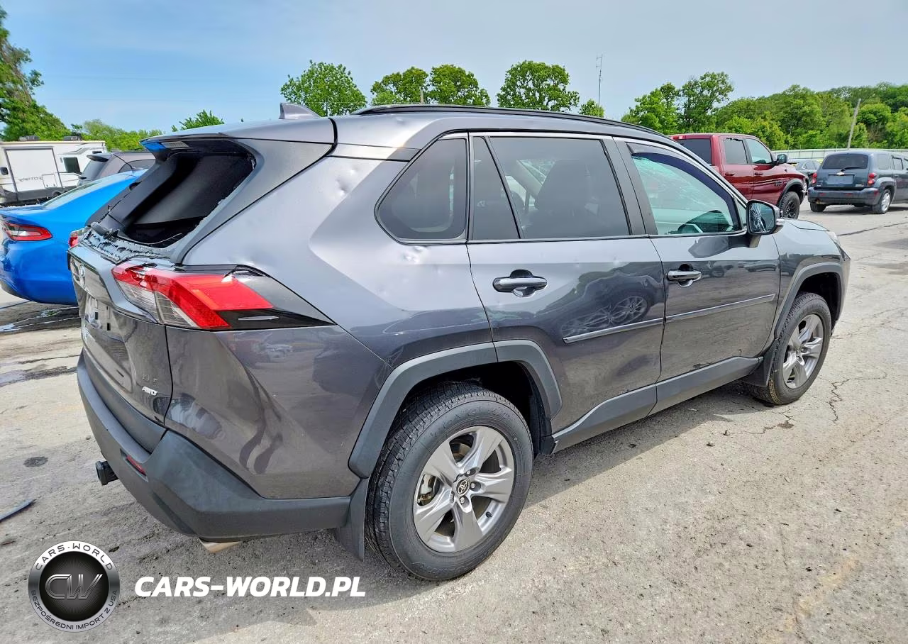 2022 Toyota Rav4 Xle VIN:2T3P1RFV0NC262964 - 3