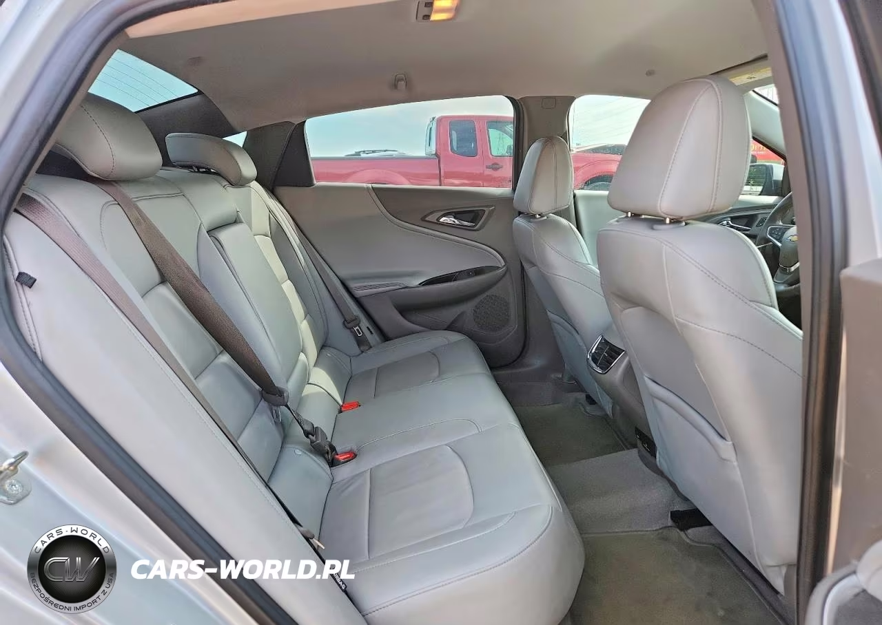 2017 Chevrolet Malibu Lt VIN:1G1ZE5ST5HF171924 - 10